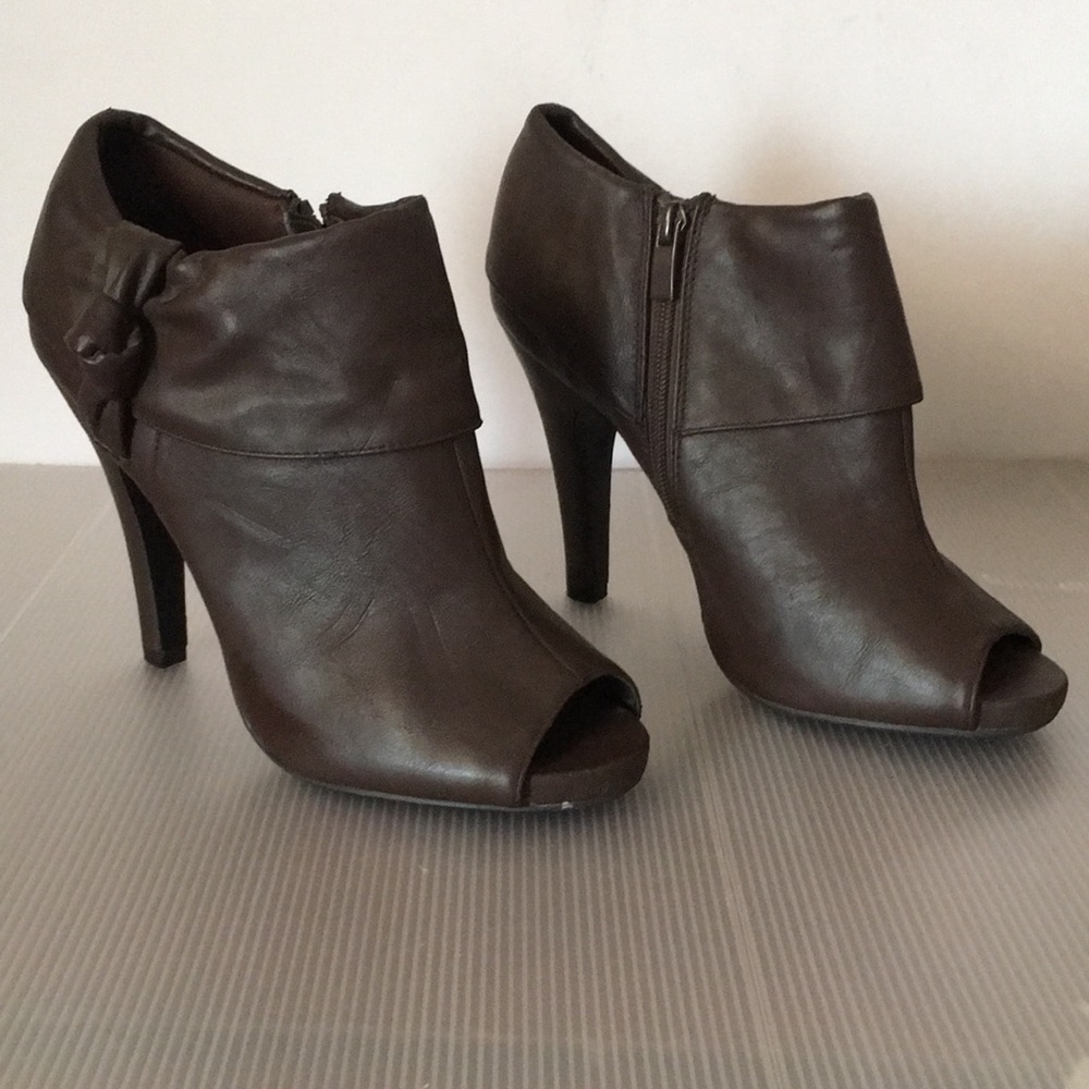 Brand new booties